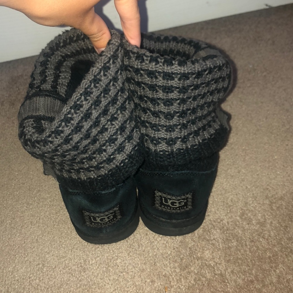 Slouchy knit Uggs - Picture 1 of 3